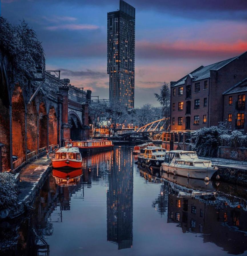 Luxury New Built Split-Level Flat With Rooftop Gardens Access Manchester Esterno foto